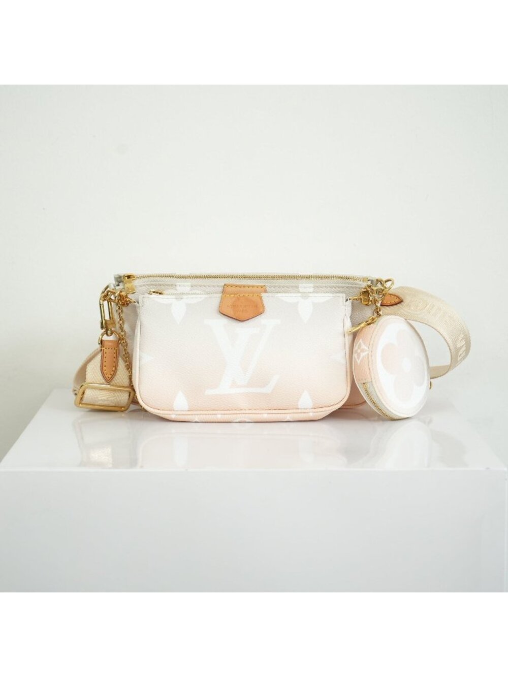 Louis Vuitton Limited Edition "By the Pool" Multi-Pochette Accessories (Full Set